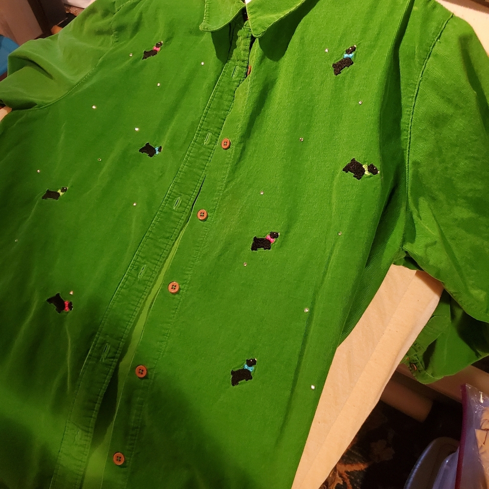 Quacker Factory Green Button-Down Shirt with Embroidered Dogs - Picture 2 of 9